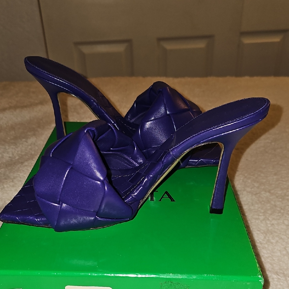 Bottega Veneta Lido Purple High Heels, Size 39.5, Brand New